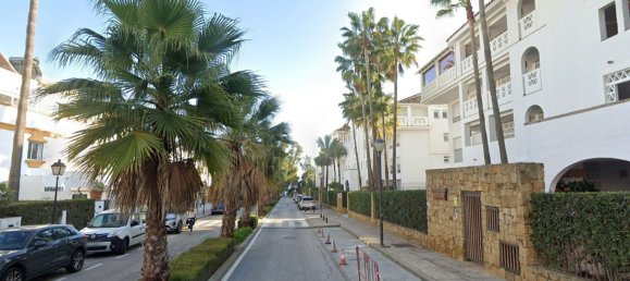 Apartamento de 3 dormitorios en Marbella, Spain No. 146737 6