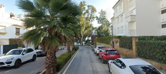 Apartamento de 3 dormitorios en Marbella, Spain No. 146737 5