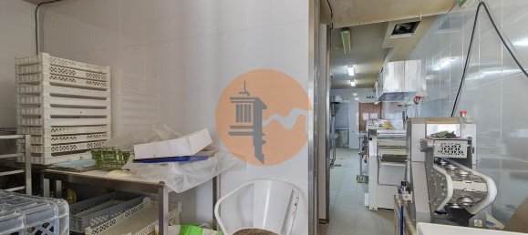 Edificio de 2 dormitorios en Vila Real de Santo Antonio, Portugal No. 127583 13