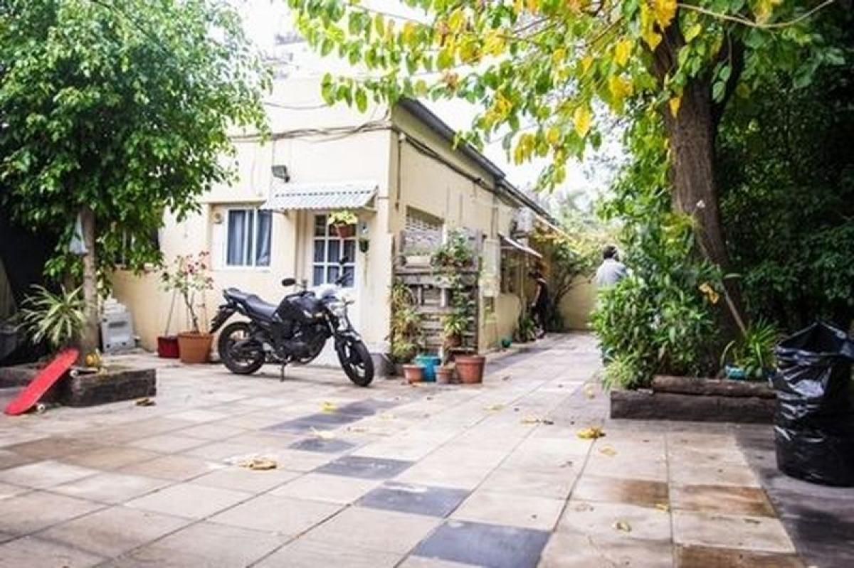 Дом с 5 спальнями в Висенте-Лопес, Аргентина № 21736