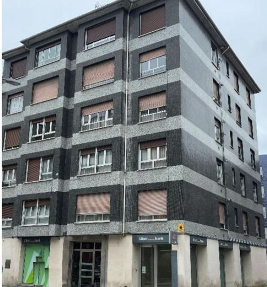 Propriété commerciale à Mieres, Spain 203m² No. 227282