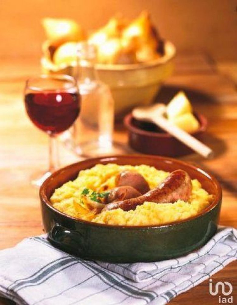 168m² Factory in Malijai, France No. 17451