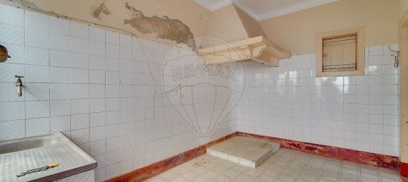 3 bedrooms House in Anadia, Portugal No. 47398 15