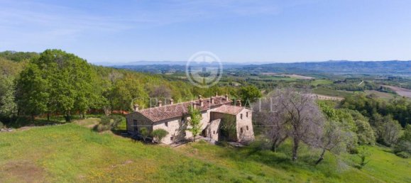 5 bedrooms House in Cetona, Italy No. 178529 12