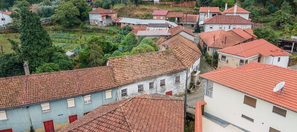 3 bedrooms House in Tondela, Portugal No. 24450 8