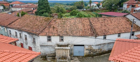 3 bedrooms House in Tondela, Portugal No. 24450 2