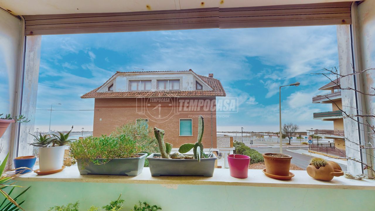 3 bedrooms Apartment in Ladispoli, Italy No. 44887