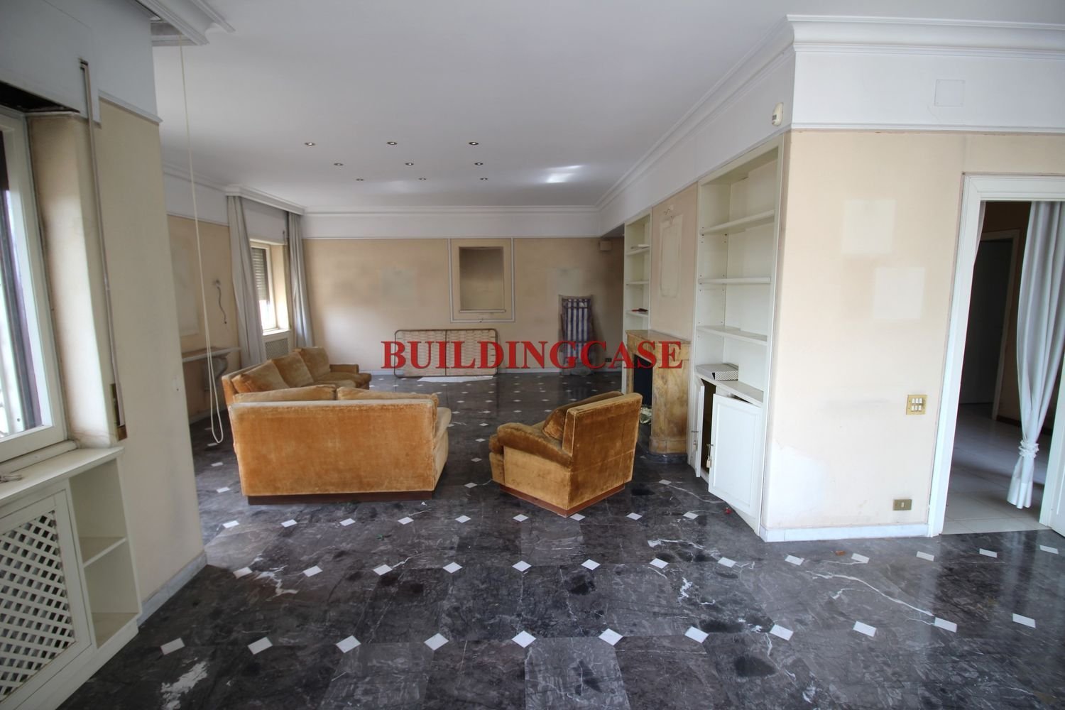 5 chambres Appartement à Rome, Italy No. 323549