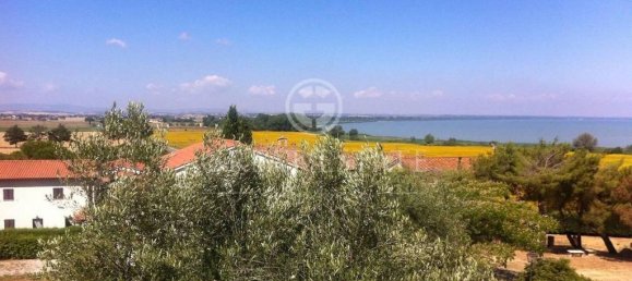 5 rooms Building in Magione, Italy No. 233754 9