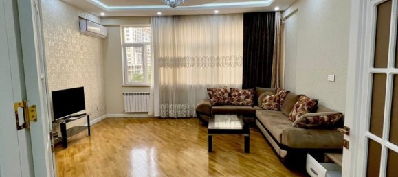3 bedrooms Apartment in Baku, Azerbaijan No. 2241 4
