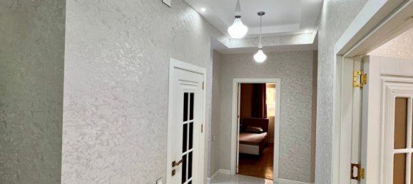 3 bedrooms Apartment in Baku, Azerbaijan No. 2241 8