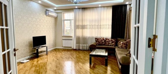 3 bedrooms Apartment in Baku, Azerbaijan No. 2241 10