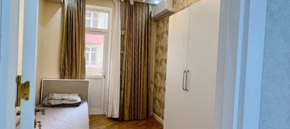 3 bedrooms Apartment in Baku, Azerbaijan No. 2241 5