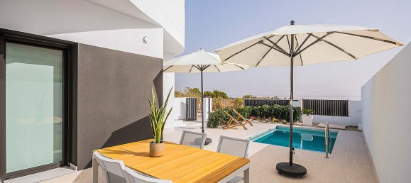 3 bedrooms Villa in Torrevieja, Spain No. 8718 22