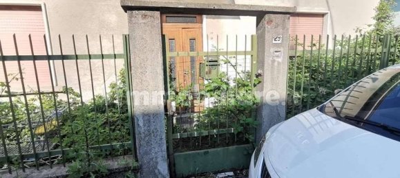 2 bedrooms Apartment in Rho, Italy No. 371803 2