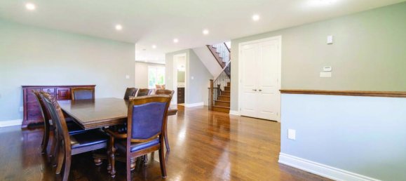 4 bedrooms House in Mississauga, Canada No. 796 10