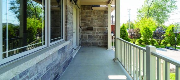 4 bedrooms House in Mississauga, Canada No. 796 7