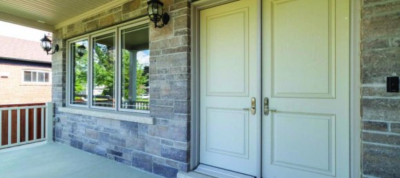 4 bedrooms House in Mississauga, Canada No. 796 6