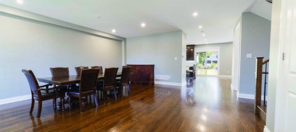 4 bedrooms House in Mississauga, Canada No. 796 9