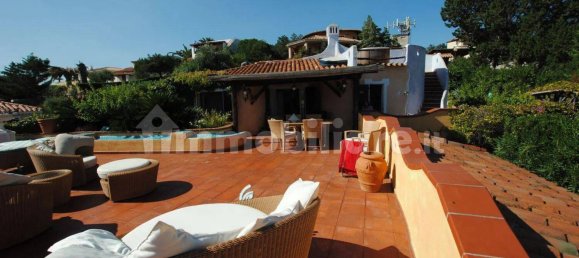 4 bedrooms Villa in Arzachena, Italy No. 266079 3