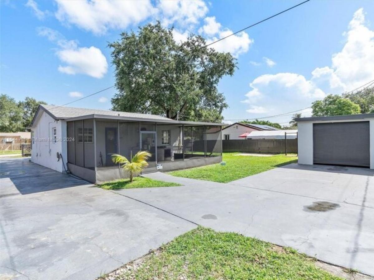 Casa de 2 dormitorios en Miami, USA No. 303482