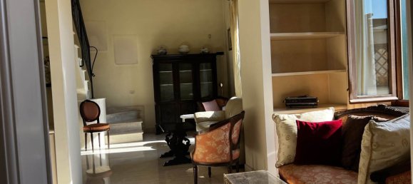 5-salle Maison à Livorno, Italy No. 230121 18