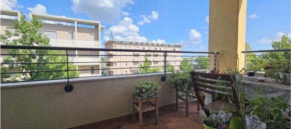3 bedrooms Apartment in Pregnana Milanese, Italy No. 373131 2