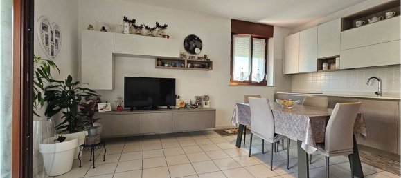 3 bedrooms Apartment in Pregnana Milanese, Italy No. 373131 8