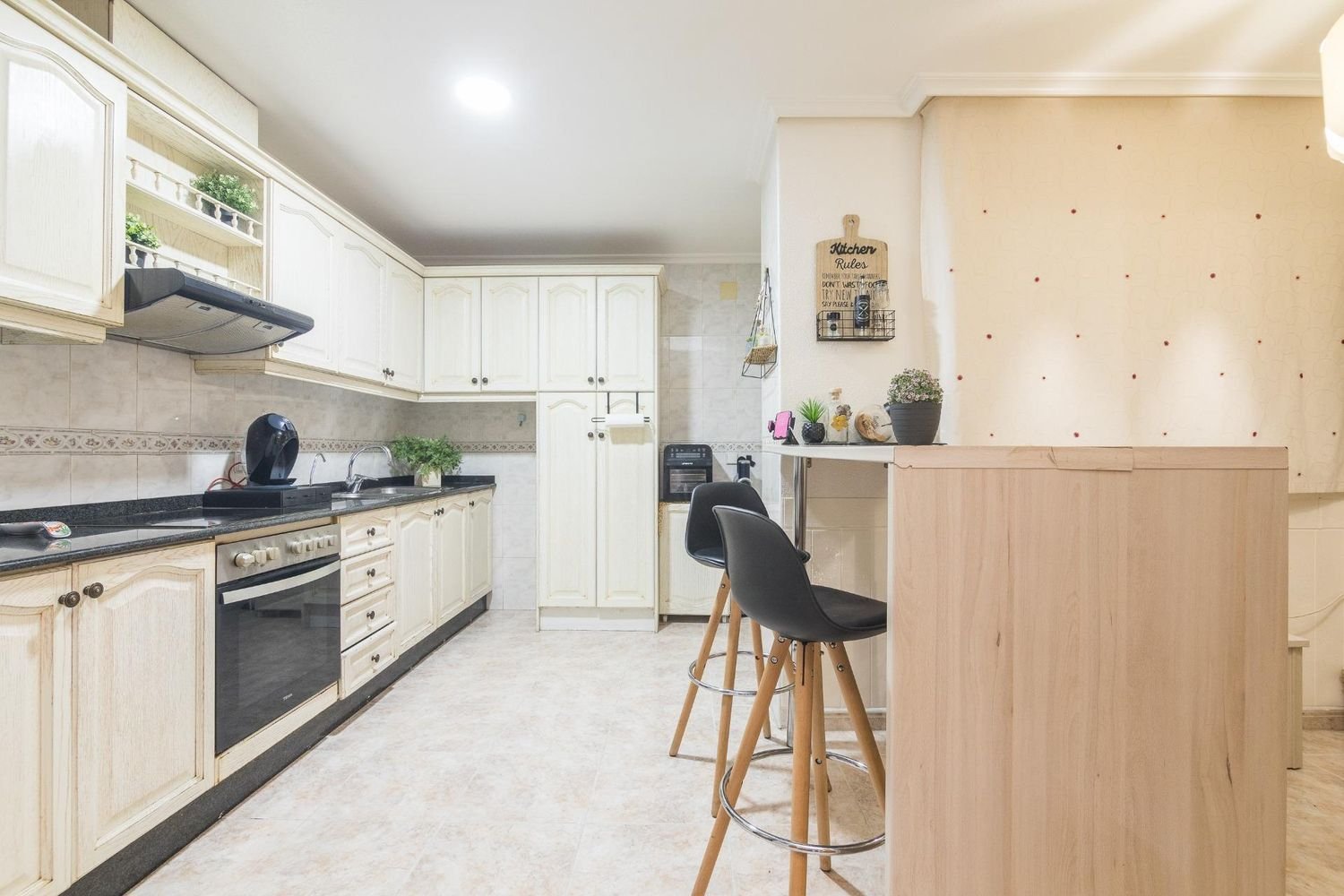 3 bedrooms Apartment in Petrer, Spain No. 263414