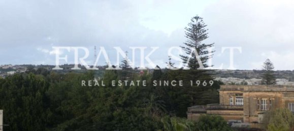 3 bedrooms House in Attard, Malta No. 6539 3