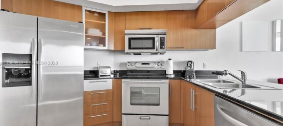2 Schlafzimmer Gewerbliche Immobilien in Miami, USA, Nr. 615708 18