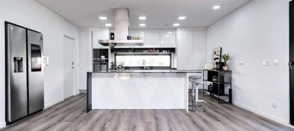 6 bedrooms House in Seixal, Portugal No. 92061 12