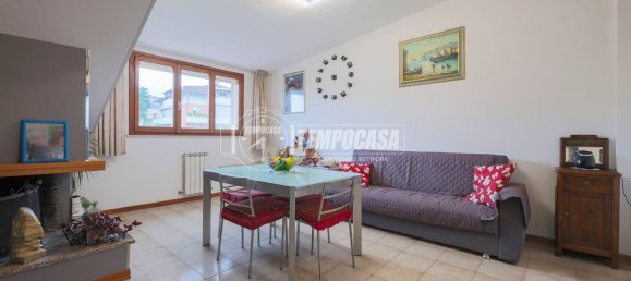 4 bedrooms Apartment in Montefiore Conca, Italy No. 316786 4
