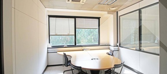 5 rooms Office in Arese, Italy No. 132449 24