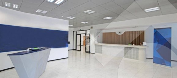 5 rooms Office in Arese, Italy No. 132449 10