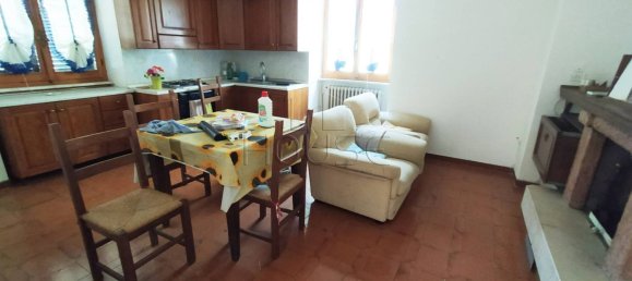 5 غرف نوم منزل في San Giustino, Italy رقم 153243 3