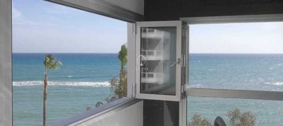 2 bedrooms Apartment in Germasogeia, Cyprus No. 19387 2