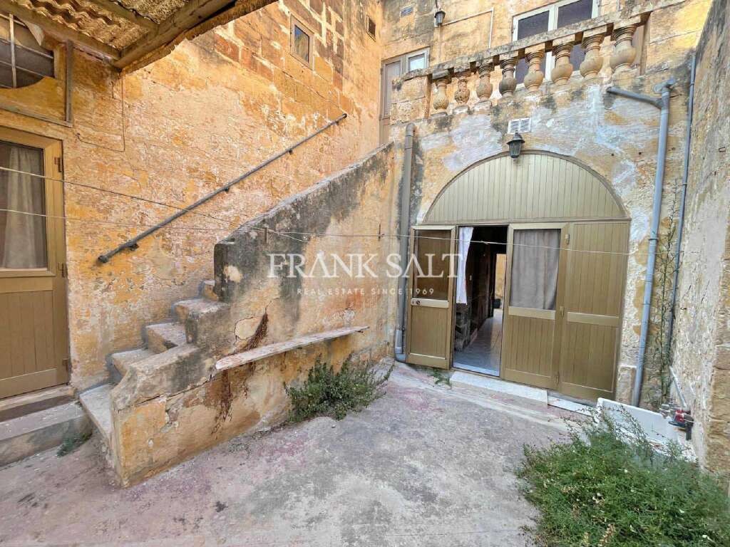 300m² Hotel in Zurrieq, Malta No. 13464
