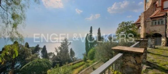 5 rooms Apartment in Zoagli, Italy No. 107013 18