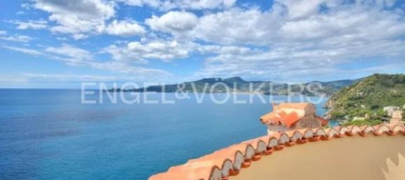 5 rooms Apartment in Zoagli, Italy No. 107013 7