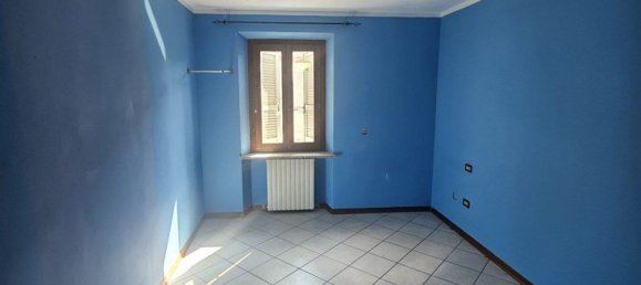 Apartamento de 3 dormitorios en Borgonovo Val Tidone, Italy No. 365265 17