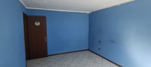 Apartamento de 3 dormitorios en Borgonovo Val Tidone, Italy No. 365265 16
