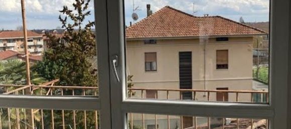 Квартира с 4 комнатами в Биелла, Италия № 53264 16