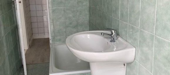 Квартира с 4 комнатами в Биелла, Италия № 53264 27