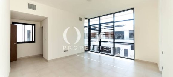 4 bedrooms Villa in Yas Island, UAE No. 17503 13