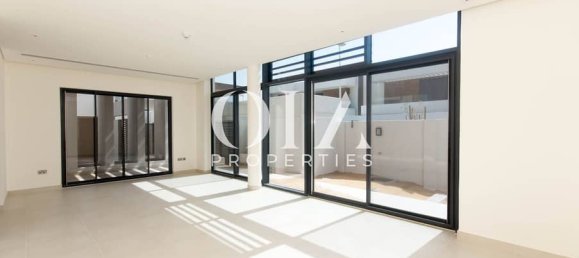 4 bedrooms Villa in Yas Island, UAE No. 17503 6