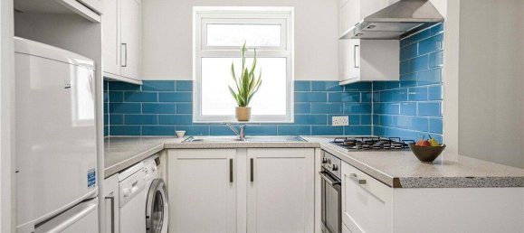 2 bedrooms Apartment in London, United Kingdom No. 8709 3