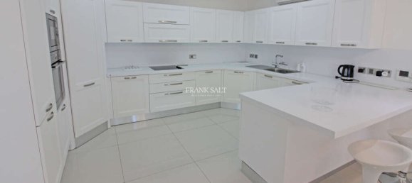 Apartamento de 3 dormitorios en Sliema, Malta No. 11241 2