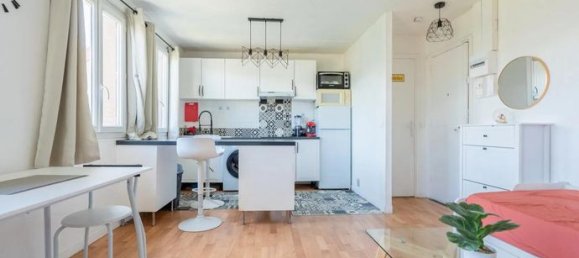 Apartamento de 1 dormitorio en Drancy, France No. 364006 3