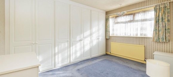 Дом с 3 спальнями в Bushey, Великобритания № 6199 5